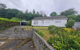 Delightful Bungalow With Garage Nr Brecon Beacons & Bike Park Wales